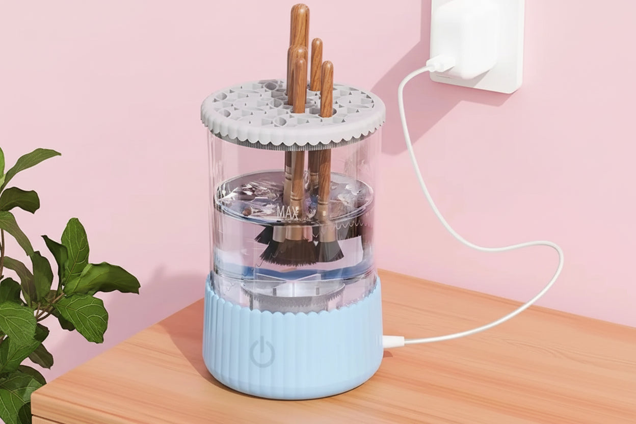 Brushly – מנקה מברשות איפור עמוק לניקוי חיידקים ועור נקי יותר